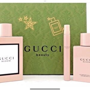 Gucci Bloom Beauty Set - Pink and Green